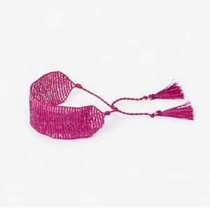 Express beaded pull cord bracelet